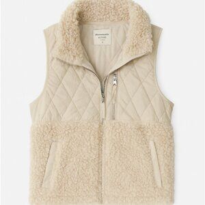 Abercrombie & Fitch Quilted Sherpa Vest